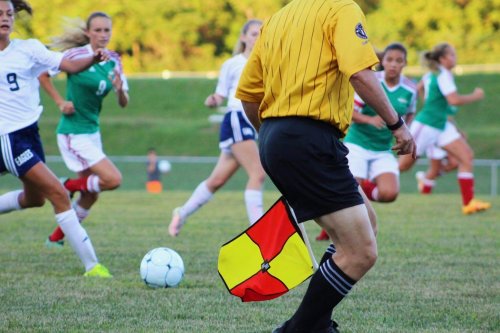 Compétition de football à 11 entre clubs féminins bordelais